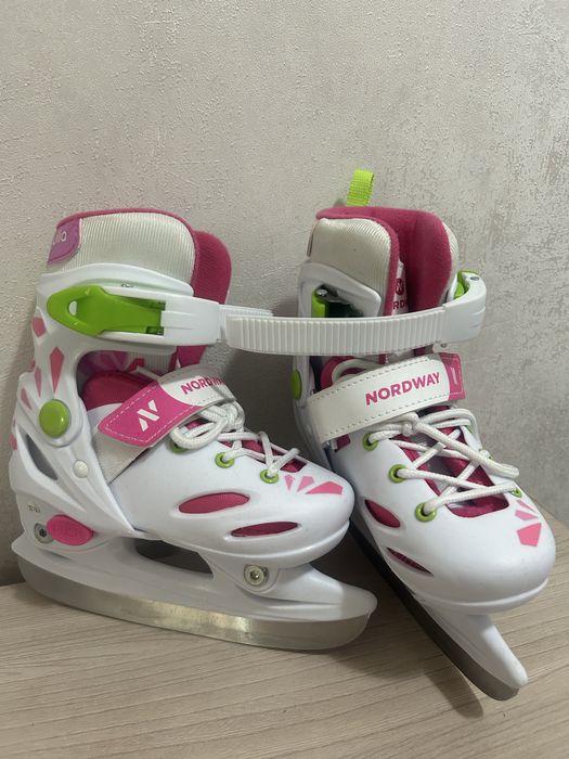 Продам коньки детские