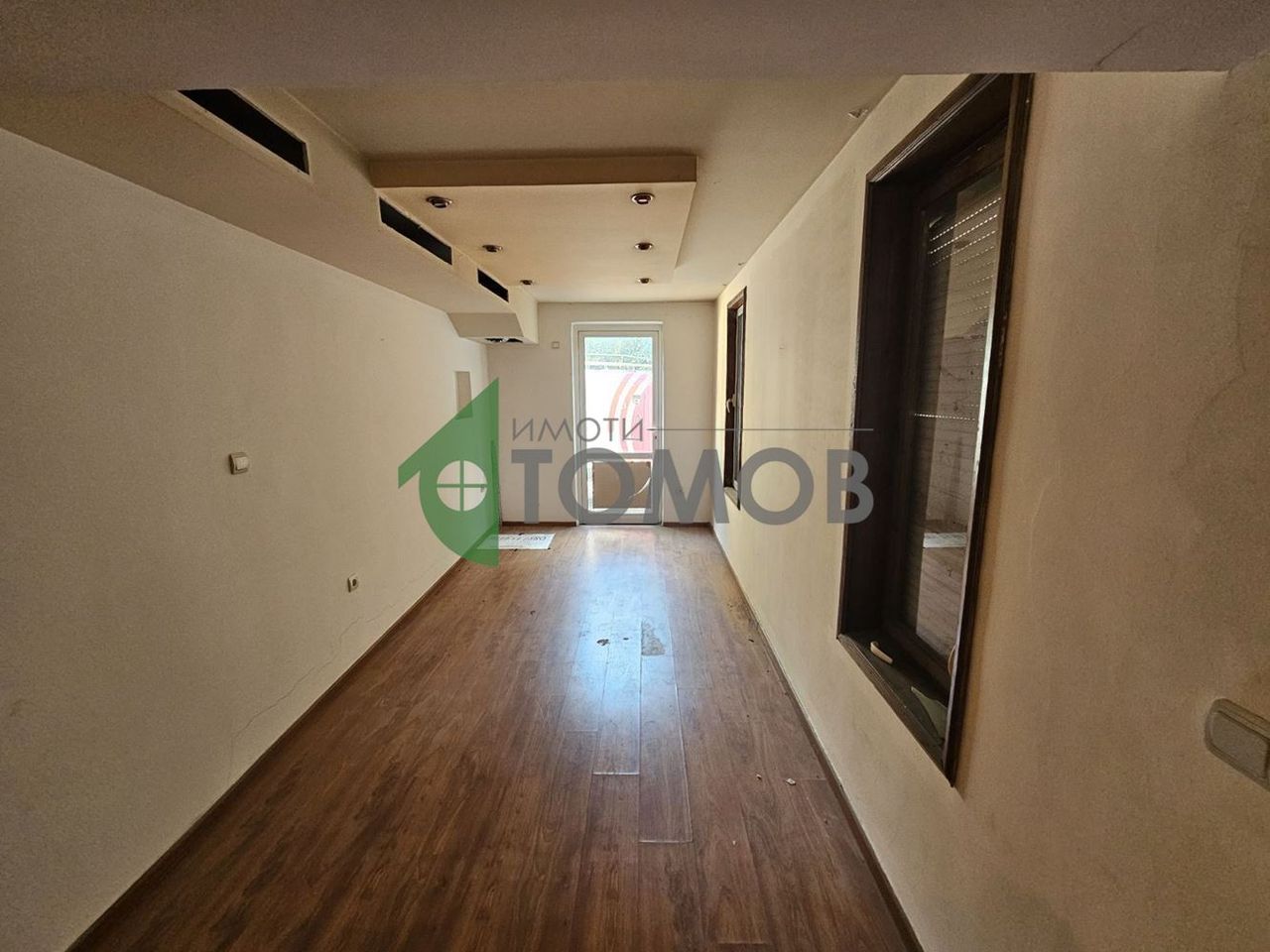 Продава се Заведение в Стара Загора, Център - 500 кв.м за 580 €/кв.м - Снимка #1