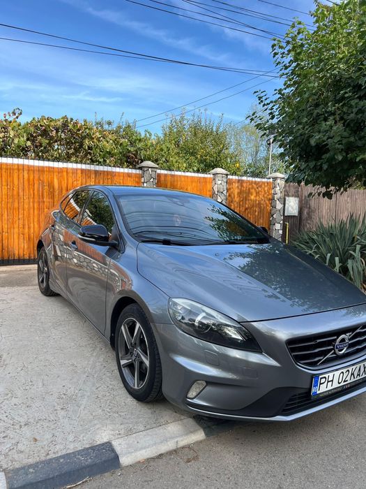 Volvo V40 Rdesign