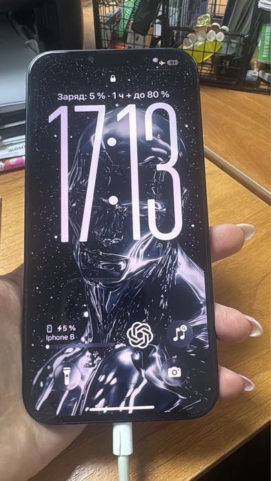 Продам Айфон 14 plus в идеальном состоянии