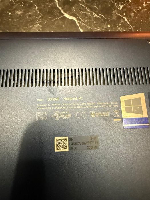 Vand laptop Asus Zenbook 15 UX534FTC