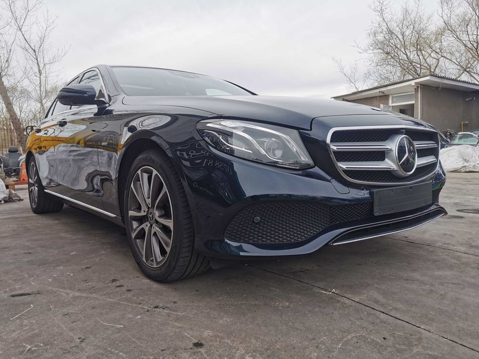 Dezmembrez mercedes e class w213 e350 hybrid/interior w213/panoramic/