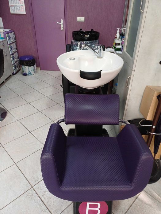 Фризьорска измивна колона