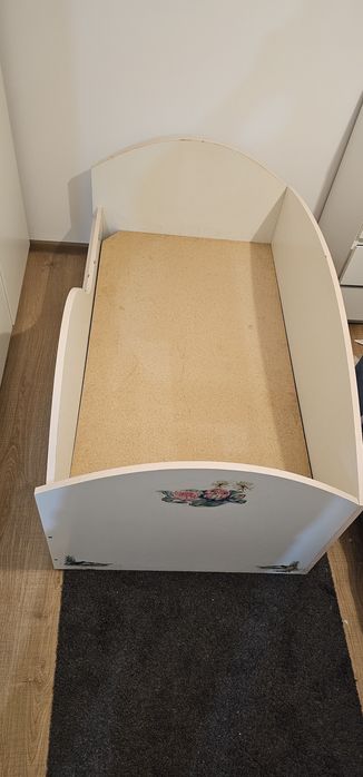 Pătut copil făcut la comanda