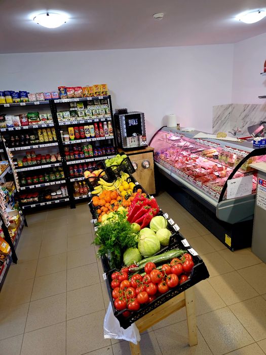 Vând magazin mixt profitabil în Subcetate, Sânpetru  clientelă formată