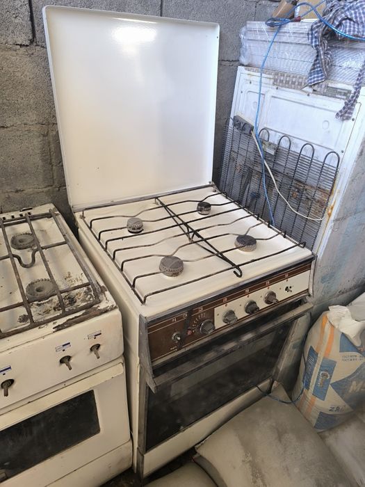 Газовая плита в рабочая