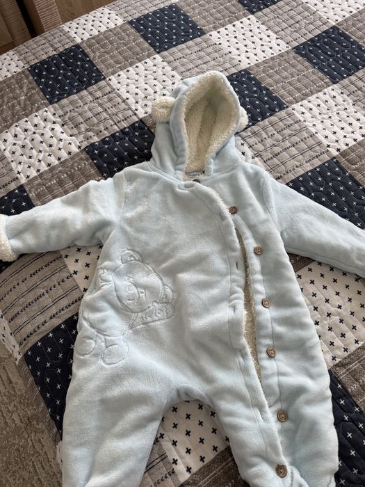 Продам теплый комбез для мальчика