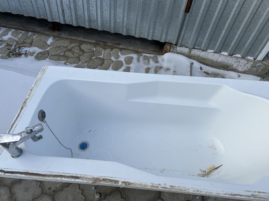 Ванна акриловая 1.5