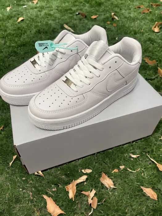 Adidasi Nike Air Force 1 Triple White / Adidasi Fete Baieti Noi