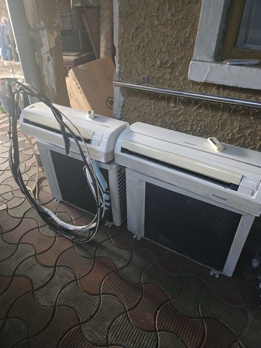 Vand 2 aere condiționat samsung .