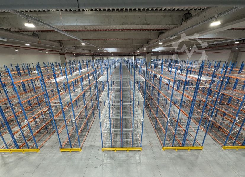 Rafturi metalice dexion