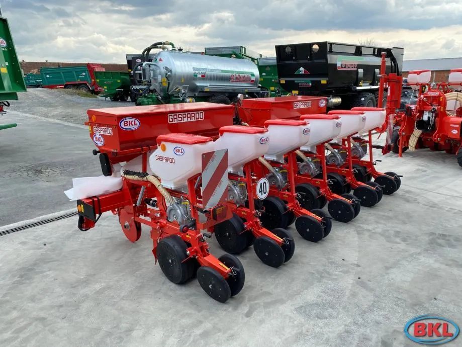 Gaspardo MT 4R , 6R *** Profesionala, Fertilizare, Dublu disc