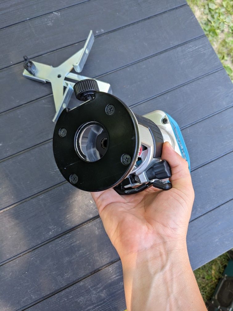 Freză Makita 18V Brushless 2024.11