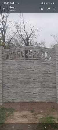 Gard din placi de beton