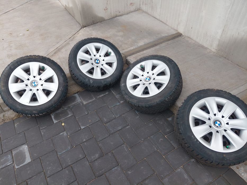 Vând set complet de iarna + capace bmw e90/91