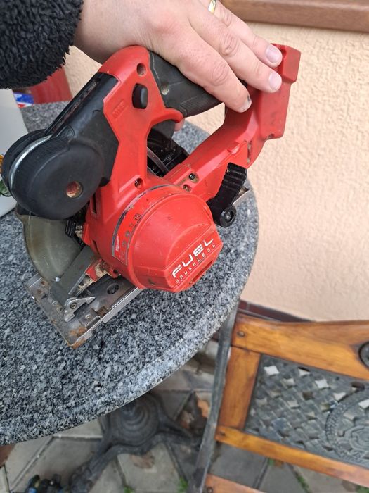 Circular Milwaukee M18 FMCS