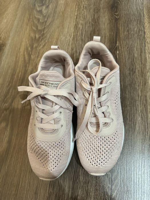 Skechers dama noi