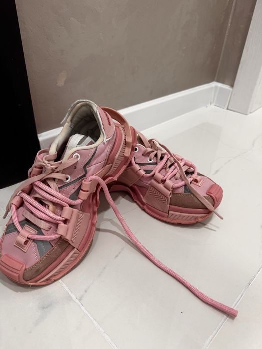 Дамски сникърси на Dolce & Gabbana