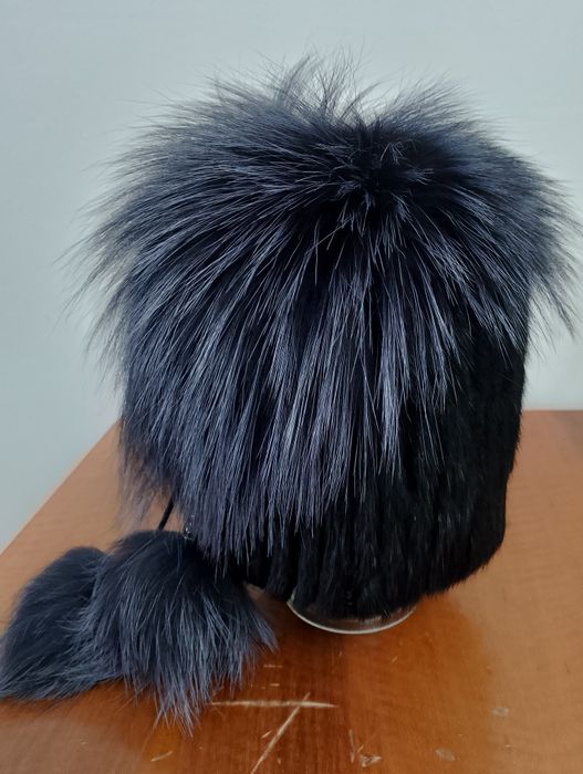 Продам красивую шапку