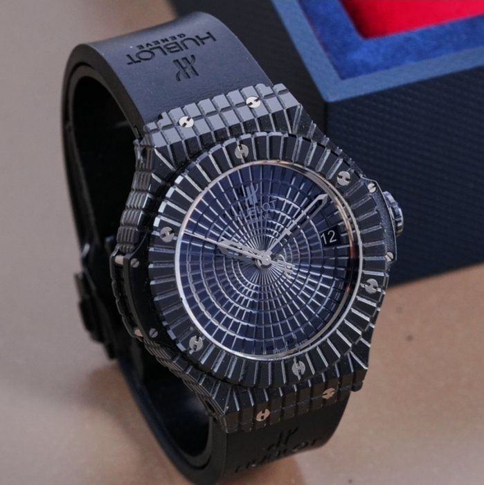 Hublot Big Bang - Automatic