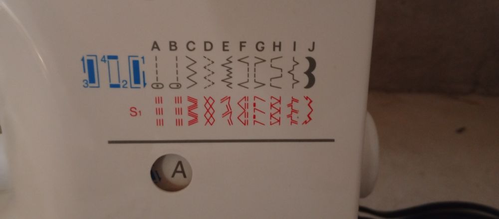 Turetski tku mashinasi sotiladi