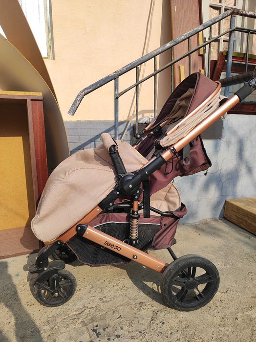 Фирменная коляска