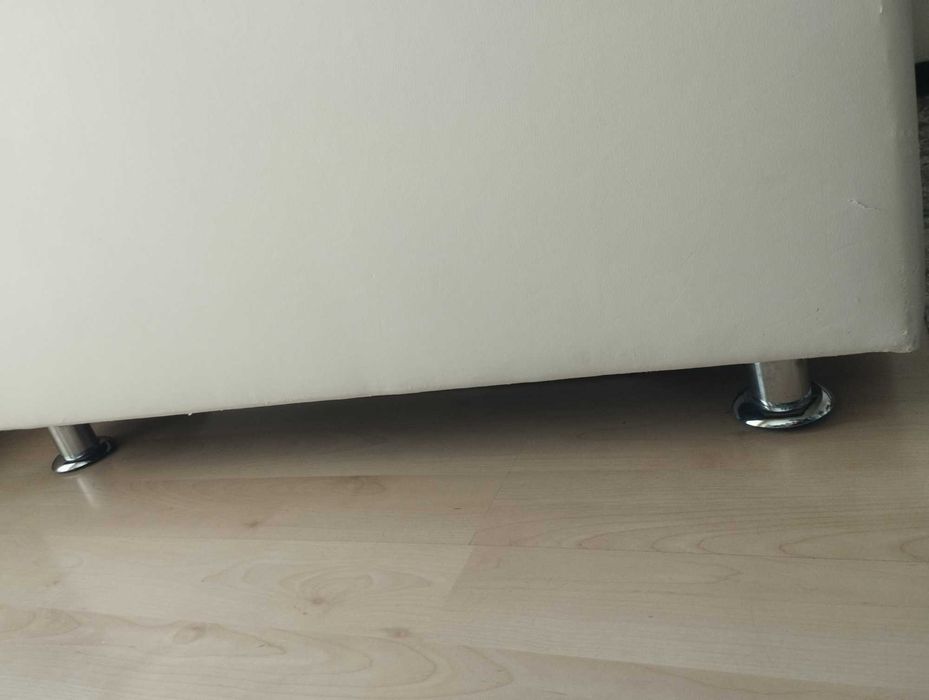 Разтегателен диван - лежанка