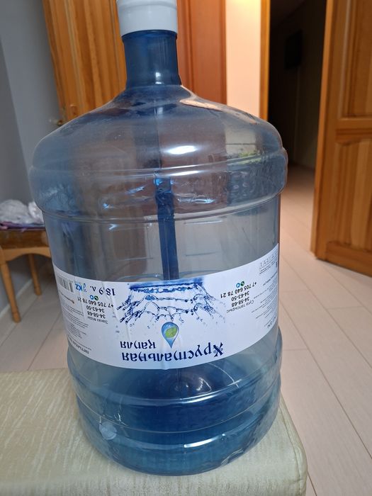 Продам бутыли, для кулера