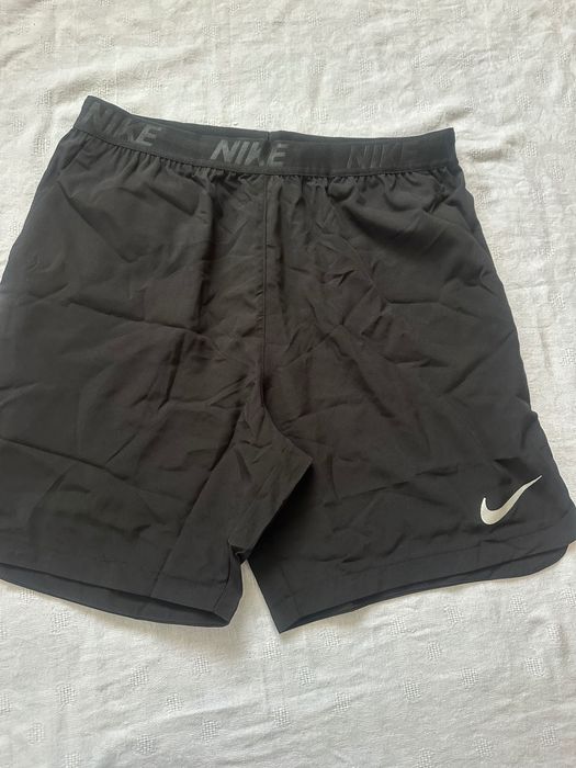 Nike къси гащи-панталонки/M,L
