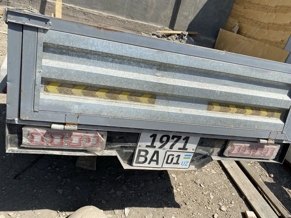 Bir oqli avto pritsep