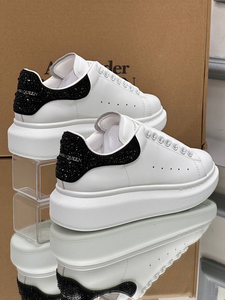 Alexander McQueen  36-45