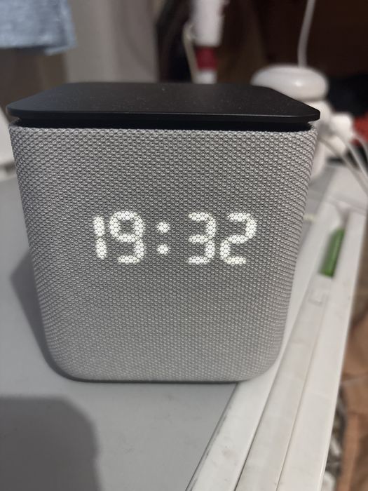 Яндекс колонка Алиса миди.