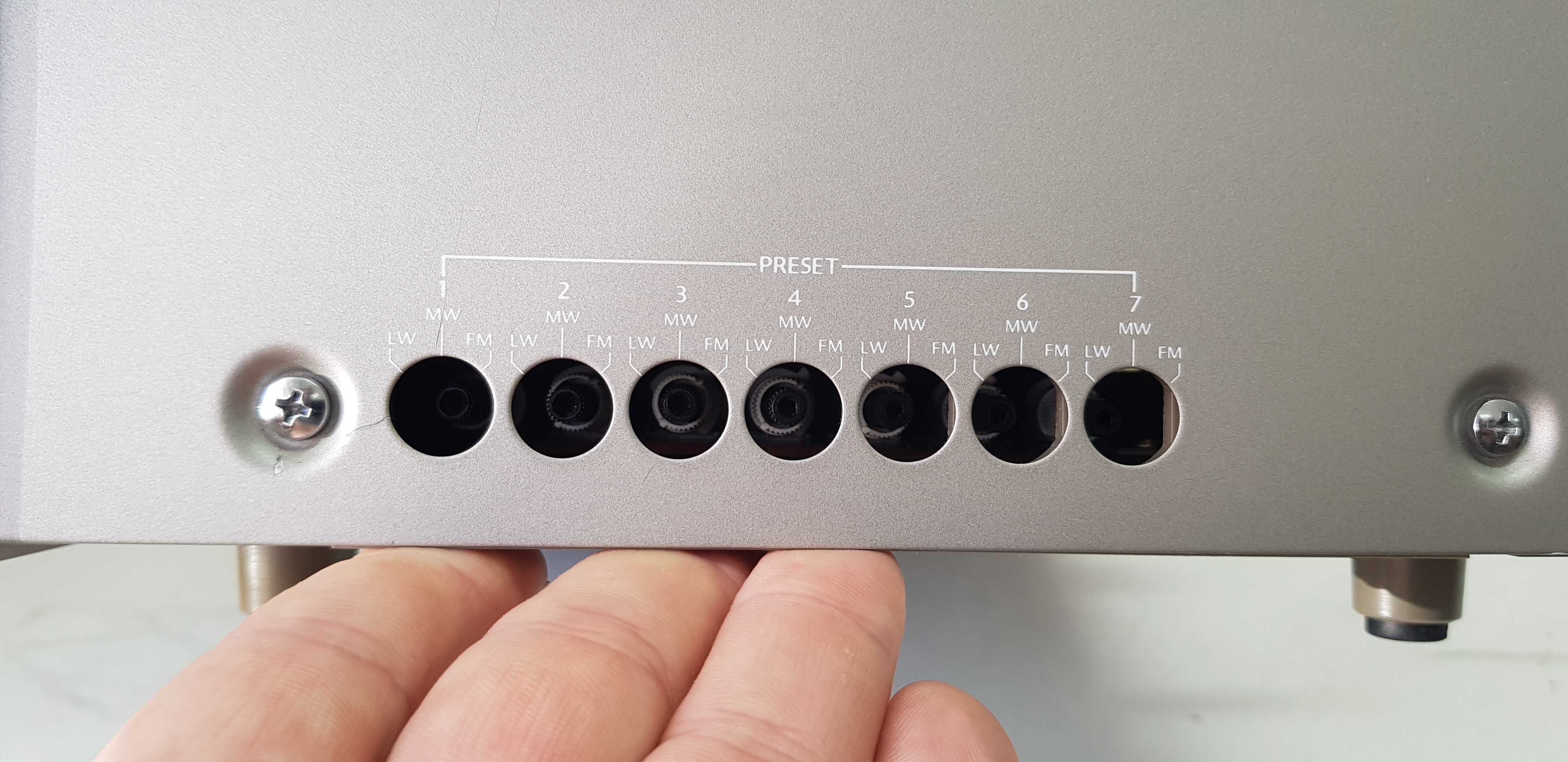 Linie Mitsubishi amplif DA U 640 tuner F640 muzica vintage colectie