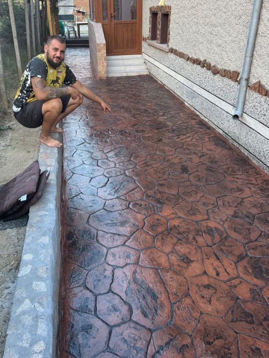 Бетонирай старите пътеки и вдъхни нов живот на своя двор