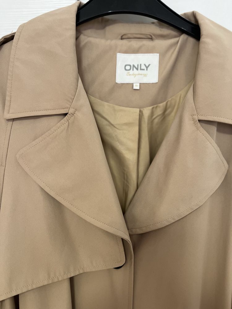Тренчкот на  Only