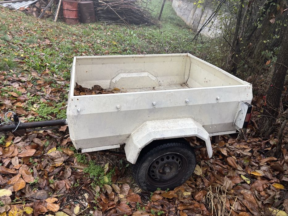 Ремарке с регистарция и редовни документи