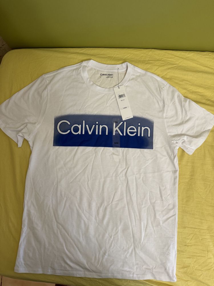 Calvin Klein - размер М с етикет