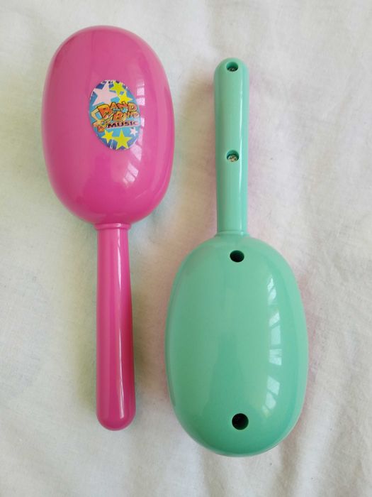 различни играчки,костюми