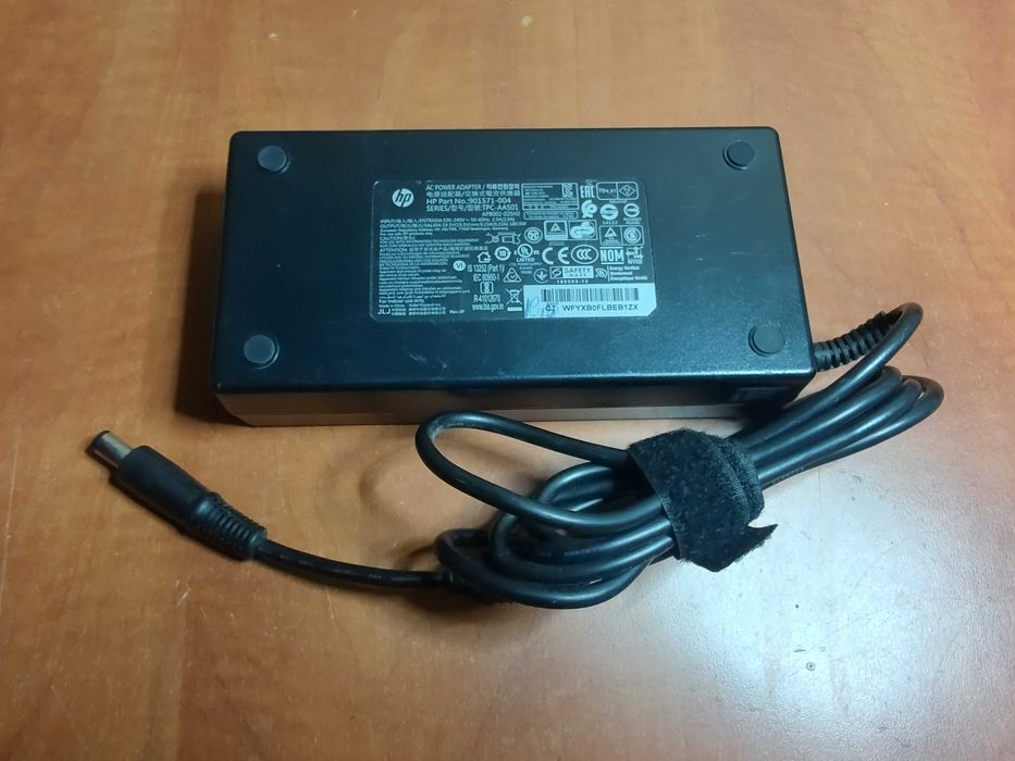 Alimentator incarcator Adaptor HP Pavilion AiO 27-xa 180W 19.5V 9,23A