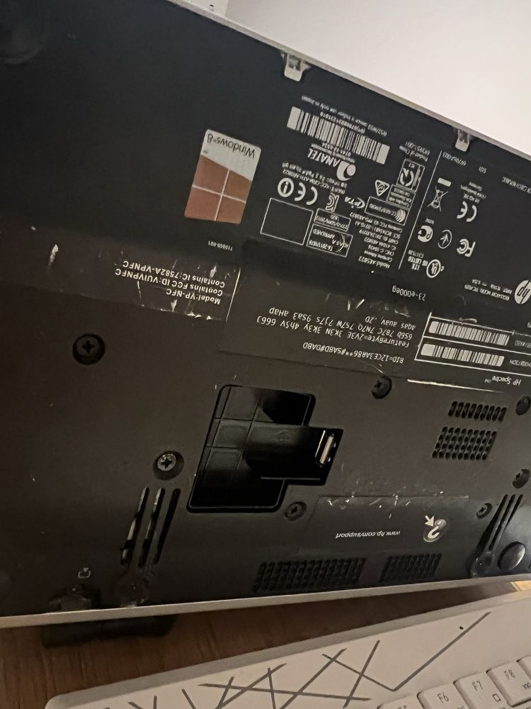 Компютър  : HP Spectre One All in One PC