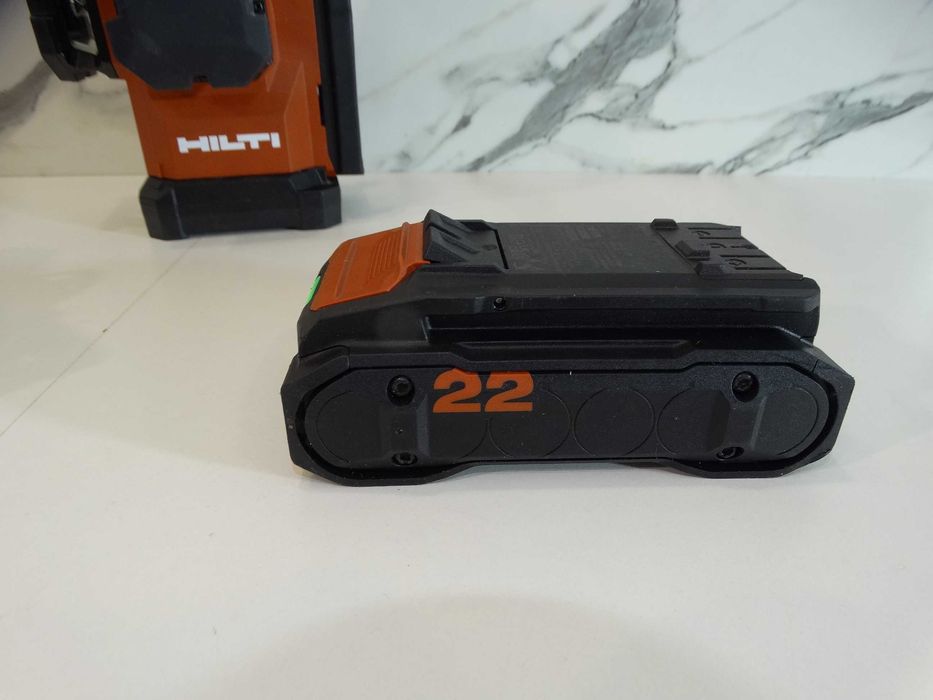 Black November Hilti PM 50 - 22 / Nuron - Мултилинеен лазерен нивелир