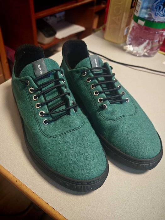 Sneakers din lâna Baabuk