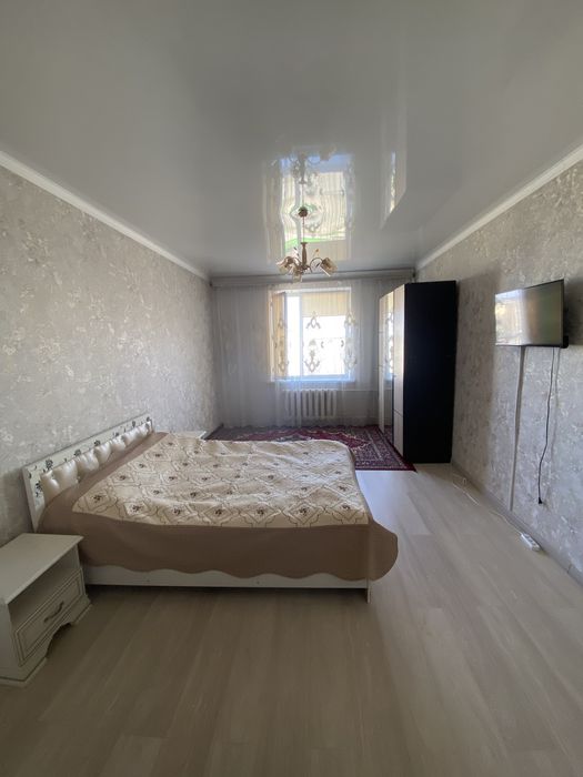 Сдам по суточно 1 комнатную квартиру чистый уютный, комфортный.