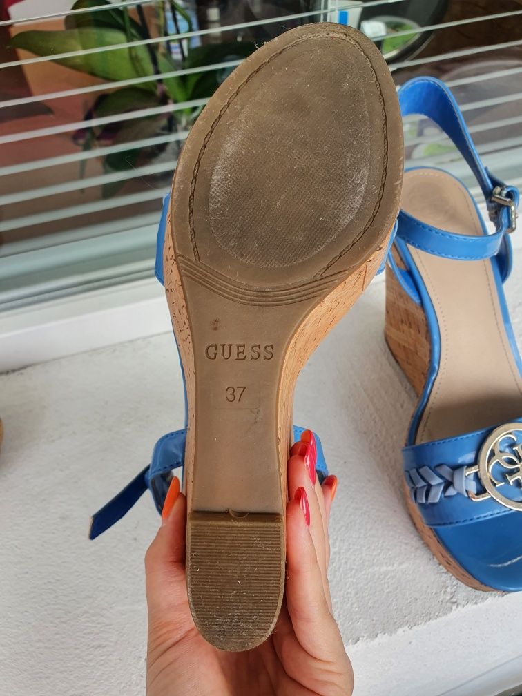 Платформи GUESS 37 номер