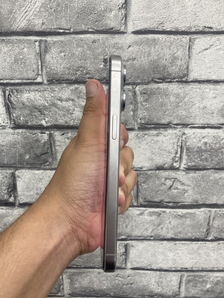iPhone 15 pro max 256 Gb
