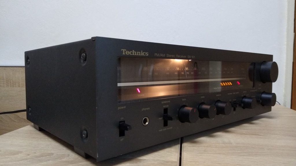 Amplituner Technics SA-101