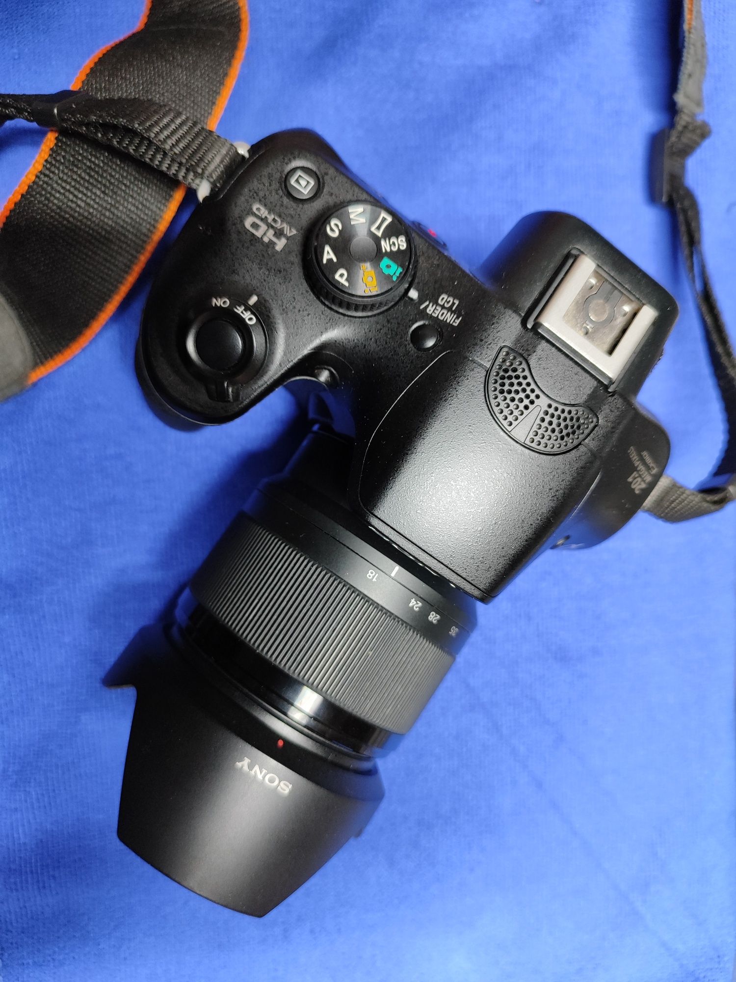 Беззеркальная камера Sony a3500