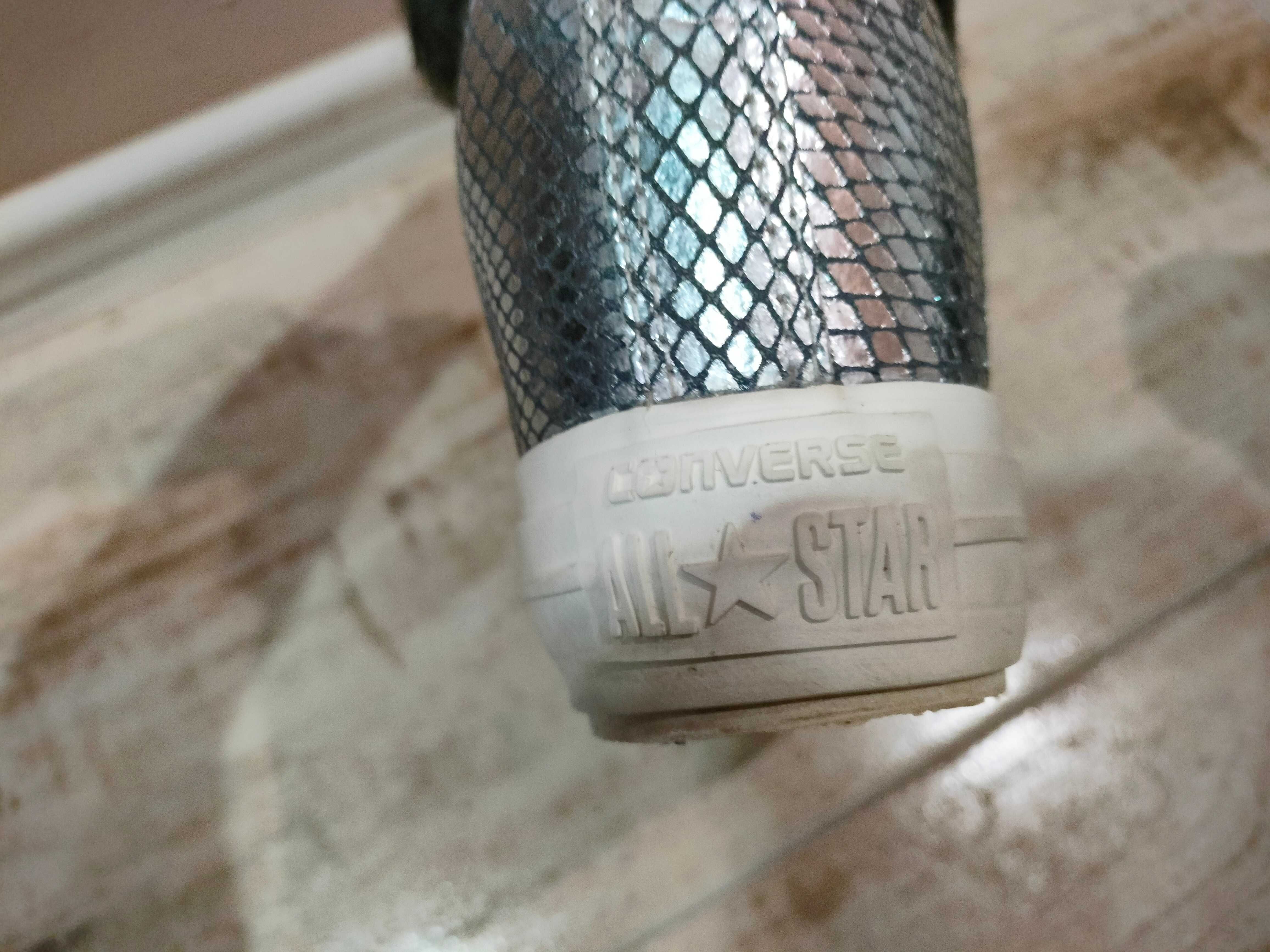 Кецове Конверс/ Converse със скрита платформа.