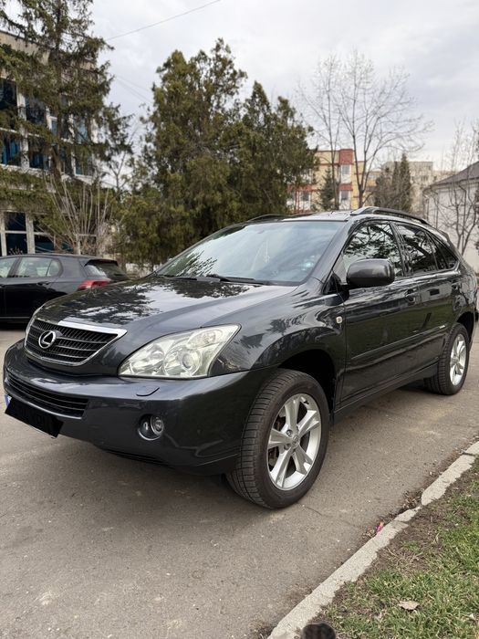 Lexus seria RX 400H