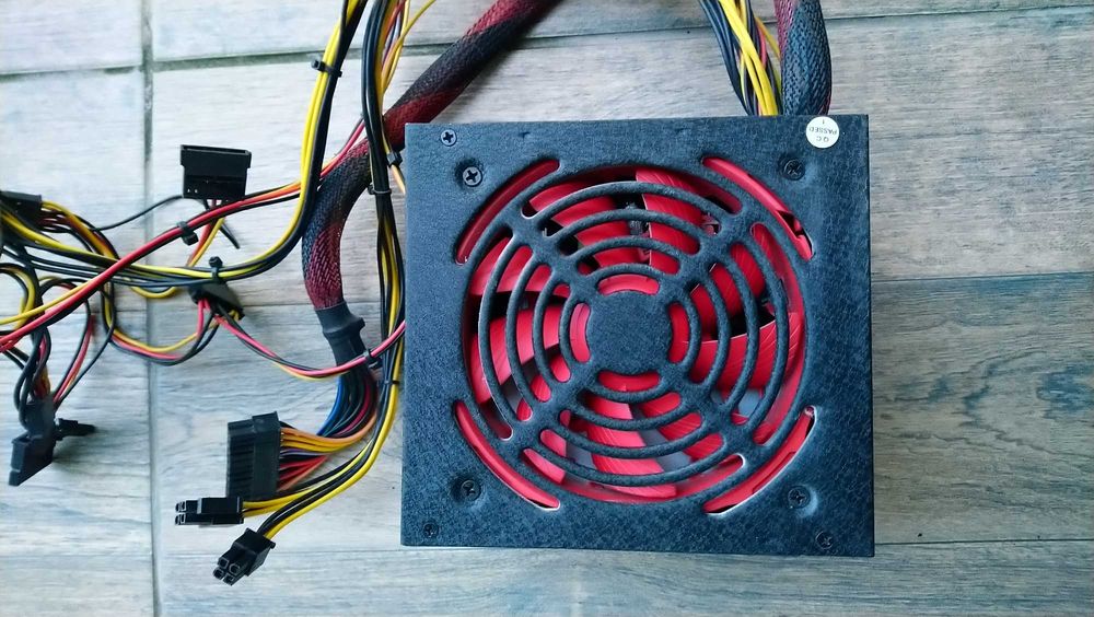 Sursa alimentare calculator  gamer 400